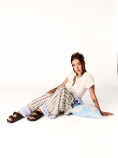 Maria Becerra feet photo 13