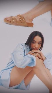 Maria Becerra feet photo 17