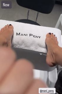 Maria Bekatorou feet photo 1