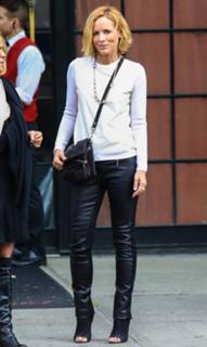 Maria Bello feet photo thumbnail