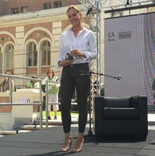 Maria Bello feet photo thumbnail