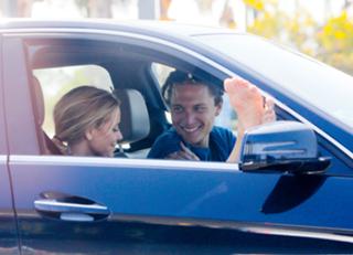 Maria Bello feet photo thumbnail