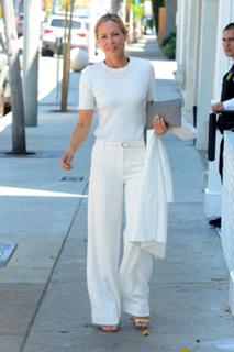Maria Bello feet photo thumbnail
