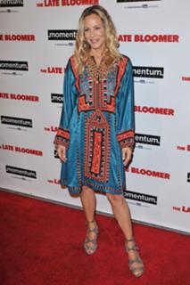 Maria Bello feet photo thumbnail