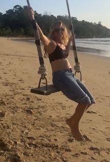 Maria Bello feet photo thumbnail