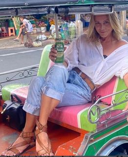 Maria Bello feet photo thumbnail