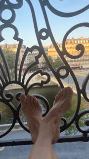 Maria Bello feet photo 4