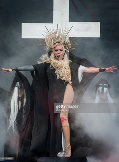 Maria Brink feet photo 9
