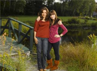 Maria Canals-Barrera feet photo thumbnail