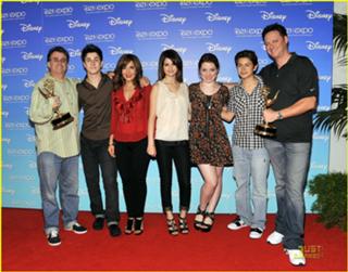 Maria Canals-Barrera feet photo thumbnail