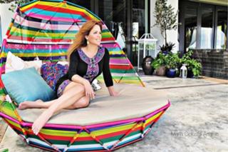 Maria Celeste Arraras feet photo thumbnail