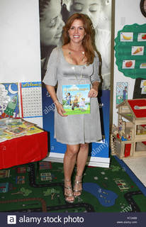 Maria Celeste Arraras feet photo thumbnail