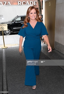 Maria Celeste Arraras feet photo thumbnail