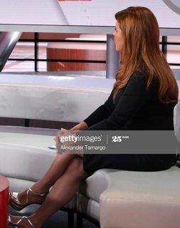 Maria Celeste Arraras feet photo thumbnail