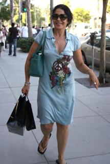 Maria Conchita Alonso feet photo thumbnail