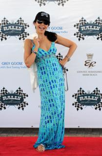 Maria Conchita Alonso feet photo thumbnail