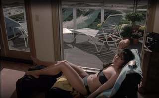 Maria Conchita Alonso feet photo thumbnail