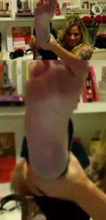 Maria Cândida feet photo 5
