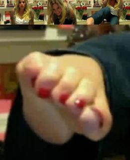 Maria Cândida feet photo 2
