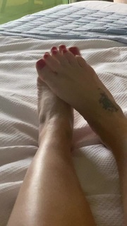 Maria Cândida feet photo 12