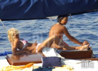 Maria De Filippi feet photo thumbnail