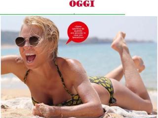 Maria De Filippi feet photo thumbnail