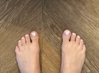 Maria Debska feet photo 6