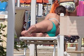 Maria Elena Boschi feet photo thumbnail