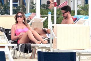 Maria Elena Boschi feet photo thumbnail