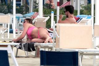 Maria Elena Boschi feet photo thumbnail