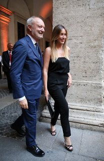 Maria Elena Boschi feet photo thumbnail