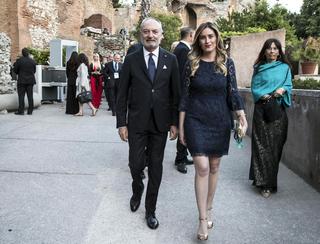 Maria Elena Boschi feet photo thumbnail