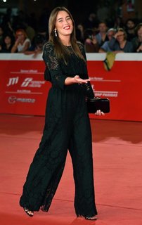 Maria Elena Boschi feet photo thumbnail
