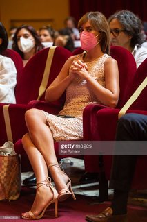 Maria Elena Boschi feet photo thumbnail