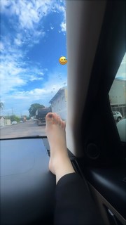 Maria Emanuelly feet photo 7