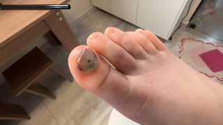 Maria Emanuelly feet photo 12
