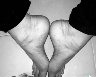 Maria Esposito feet photo 1