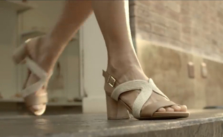 Maria Fernanda Cândido feet photo 10