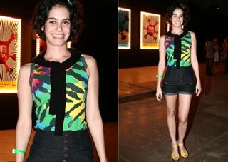 Maria Flor feet photo 1