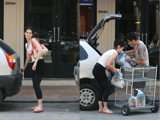 Maria Flor feet photo 2