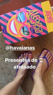 Maria Flor feet photo 13
