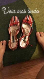 Maria Flor feet photo 10