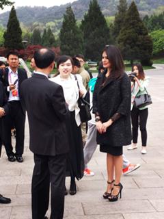 Maria Grazia Cucinotta feet photo thumbnail