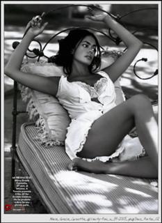Maria Grazia Cucinotta feet photo thumbnail