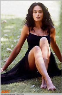 Maria Grazia Cucinotta feet photo thumbnail