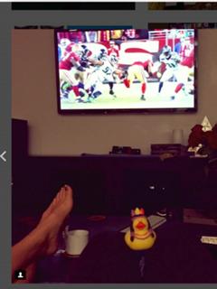 Maria Ho feet photo 15
