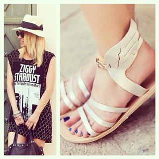 Maria Iliaki feet photo thumbnail