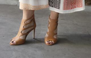 Maria Iliaki feet photo thumbnail