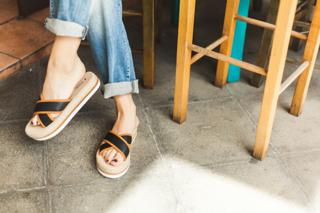 Maria Iliaki feet photo thumbnail