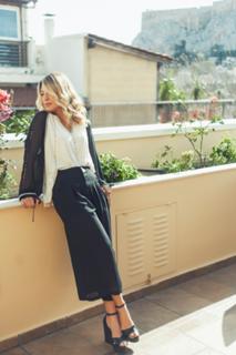 Maria Iliaki feet photo thumbnail